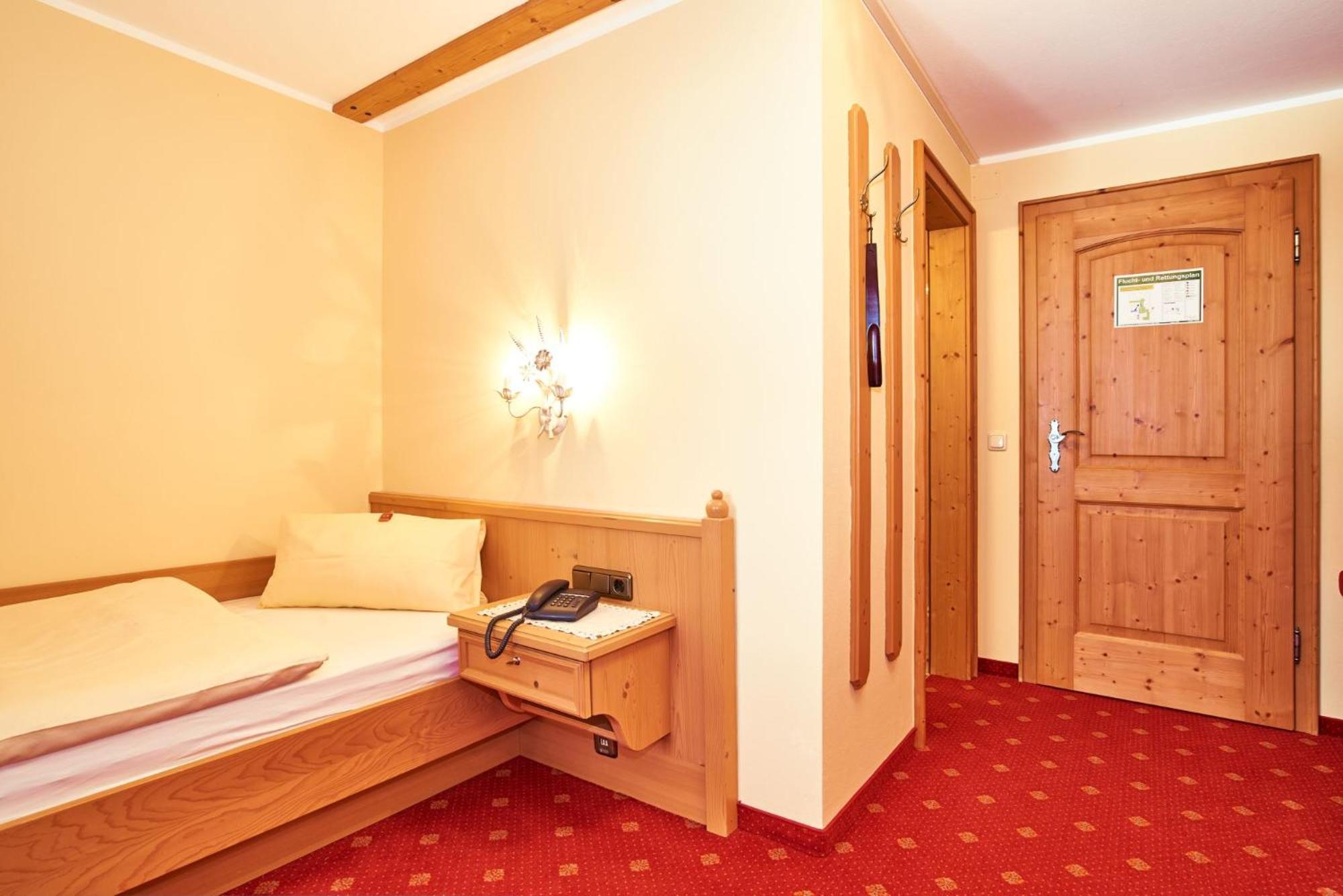 Alpenhotel Hundsreitlehen Бишофсвизен Экстерьер фото
